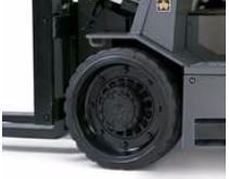 Selecting the Right Forklift Tires: Pneumatic vs. Cushion