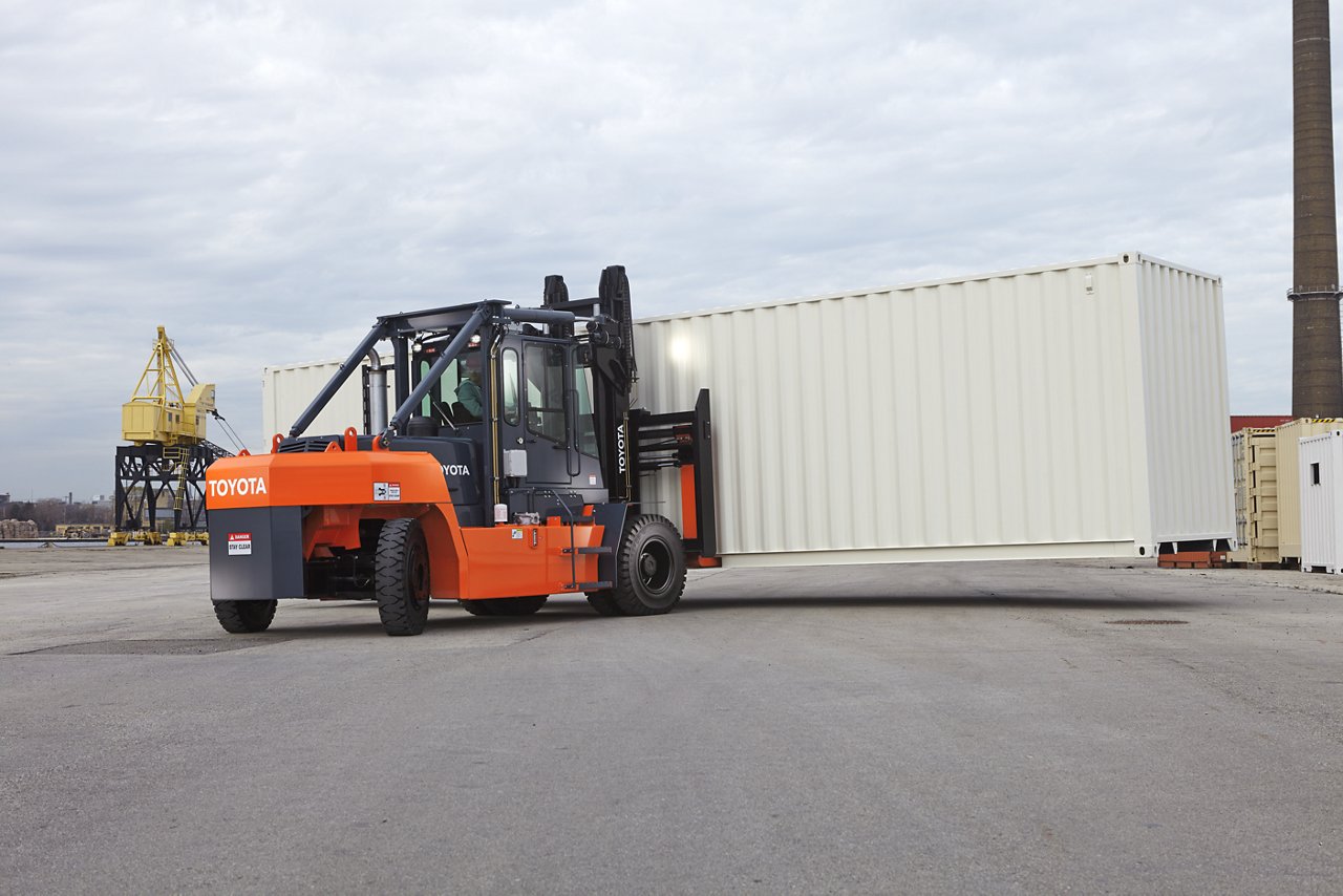 Heavy Duty Pneumatic Forklift