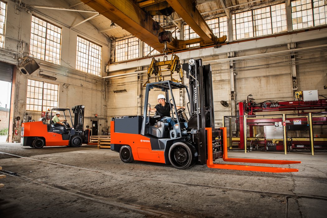 https://toyotaforklift.scene7.com/is/image/toyotamh/IC-Cushion_Edited-Application-backing-up?qlt=85&ts=1696393049422&dpr=off