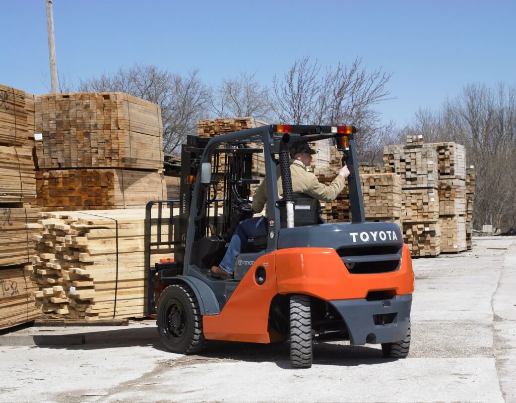 Mid IC Pneumatic Forklift Application