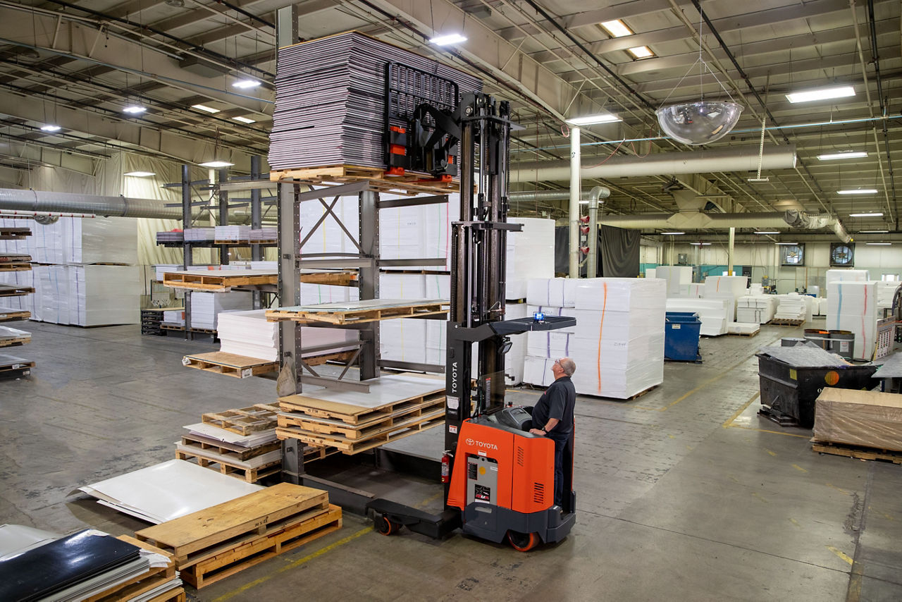 Multi-Directional Reach Truck Application 9