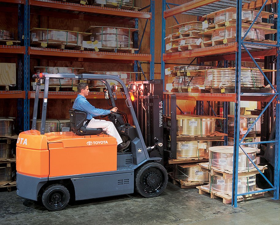 forklift-battery-maintenance-handling-best-practices