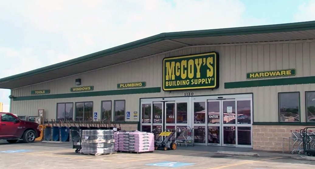 Miniatura de video de la historia del cliente de McCoys Building Supplies