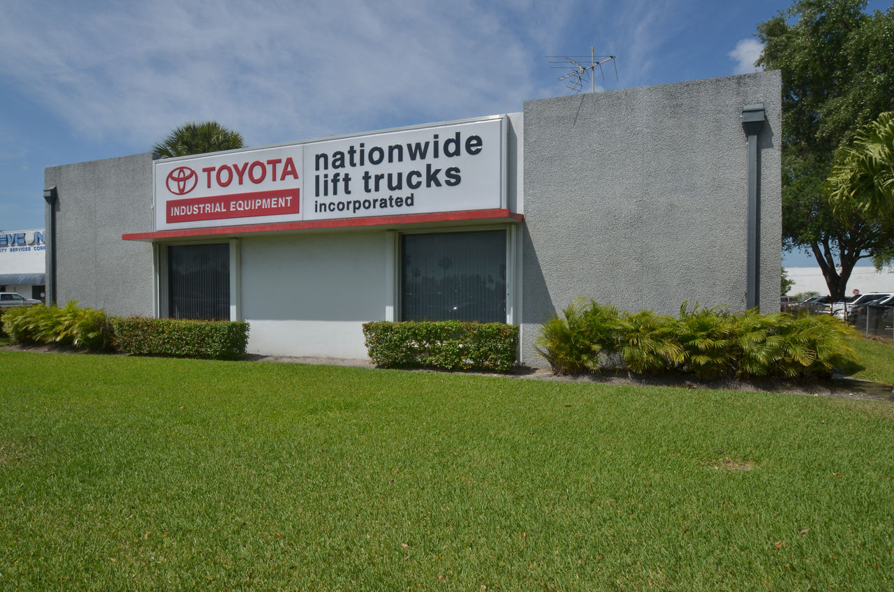 Nationwide Lift Trucks: Hollywood Branch